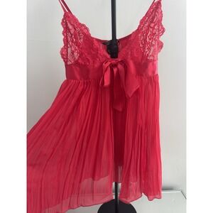 Victoria's Secret Red Lace Babydoll Chemise Lingerie Bow Pleated Sheer Womens S
